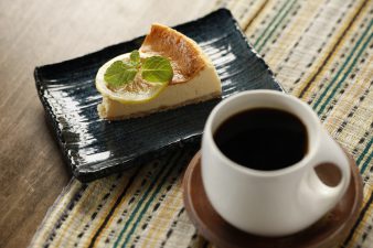 【CafeTimuny.】箱根湯本の駅前だけど静かな雰囲気のカフェ