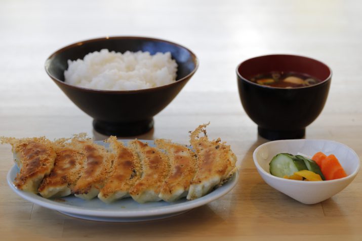 【餃子センター】変わり餃子が名物の餃子専門店